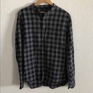 PULL&BEAR light weight button down flannel shirt